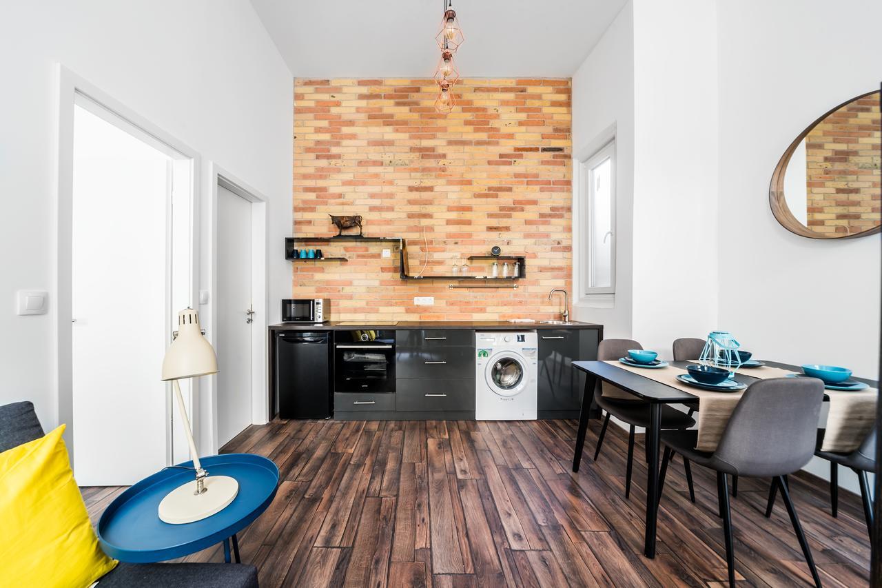 New Dob 53-4 Center Apartment — Photos 3